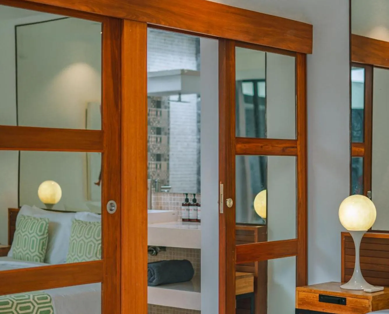 Villa Anahata: Modern 2Br Villa W/ Pool In Seminyak !