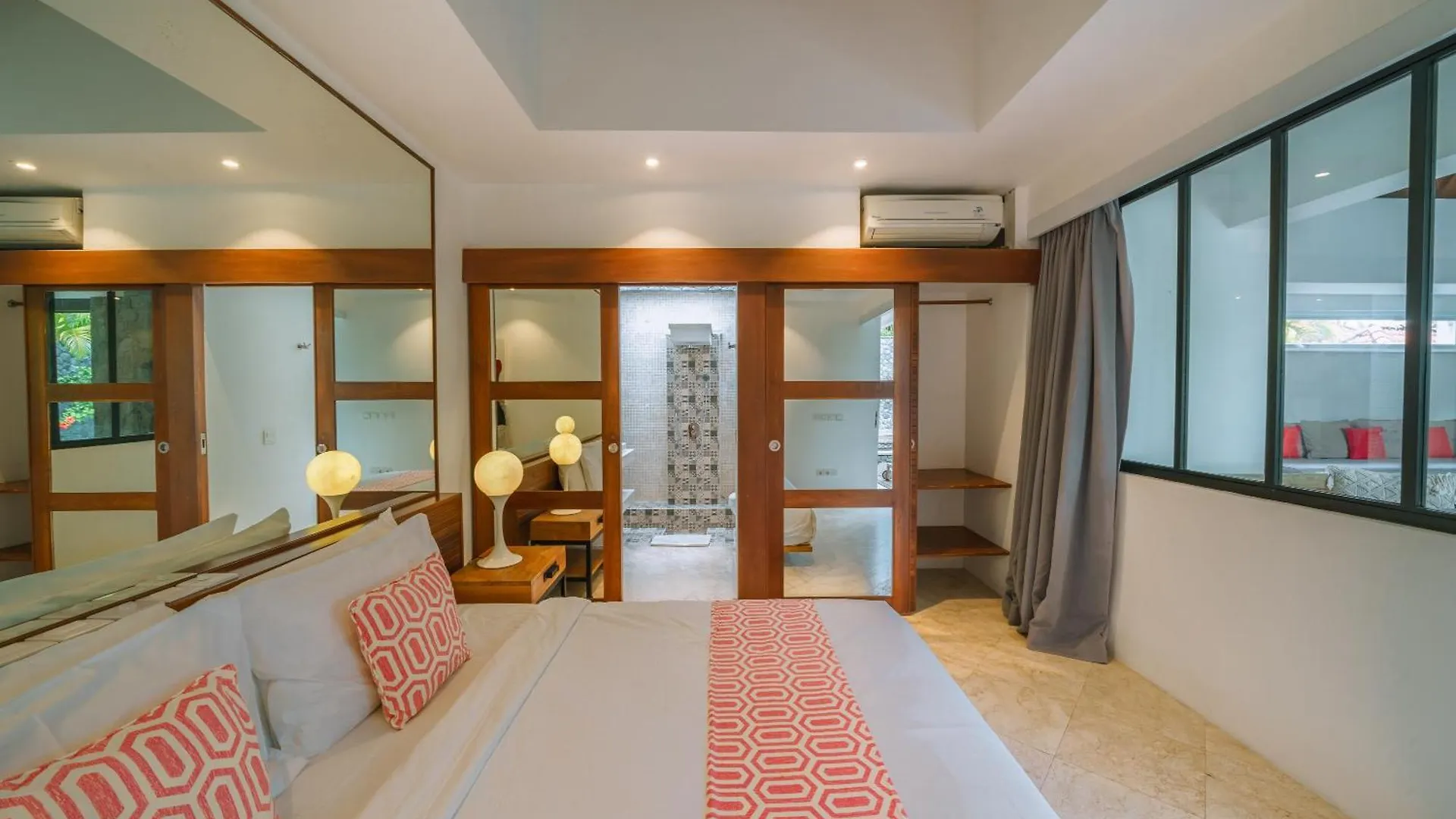 Villa Anahata: Modern 2Br Villa W/ Pool In Seminyak !
